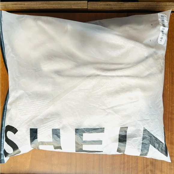 Elegant sz M Knit Beige Cream Luxe Dress - Picture 11 of 11